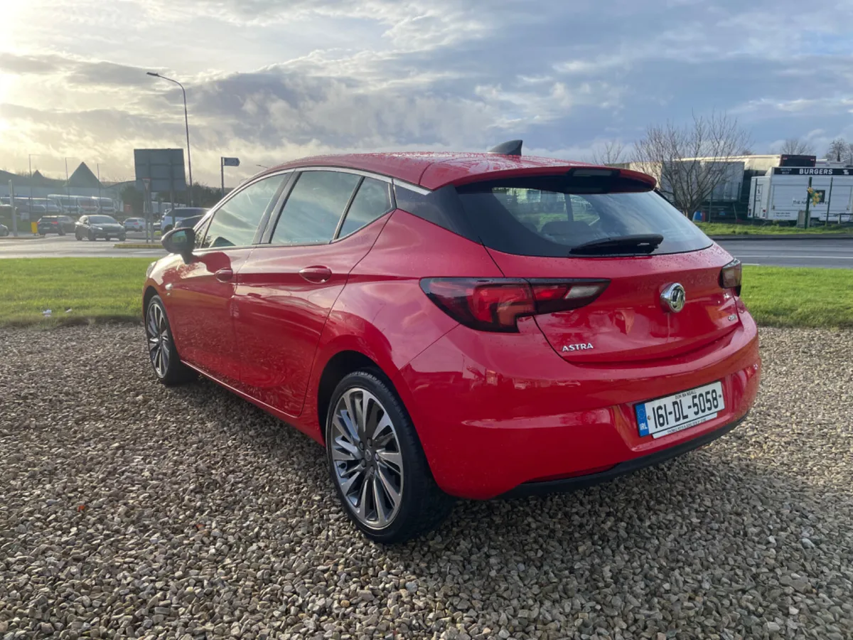 2016 Vauxhall Astra LOW MILES 1.6  SRI NAV 108BHP - Image 3