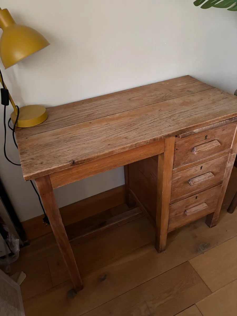 Vintage oak desk - Image 2