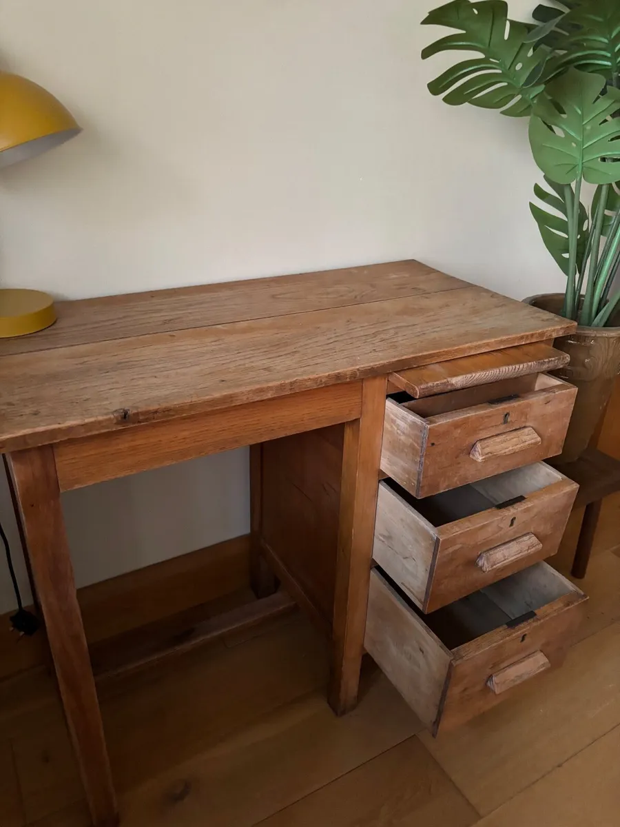 Vintage oak desk - Image 4