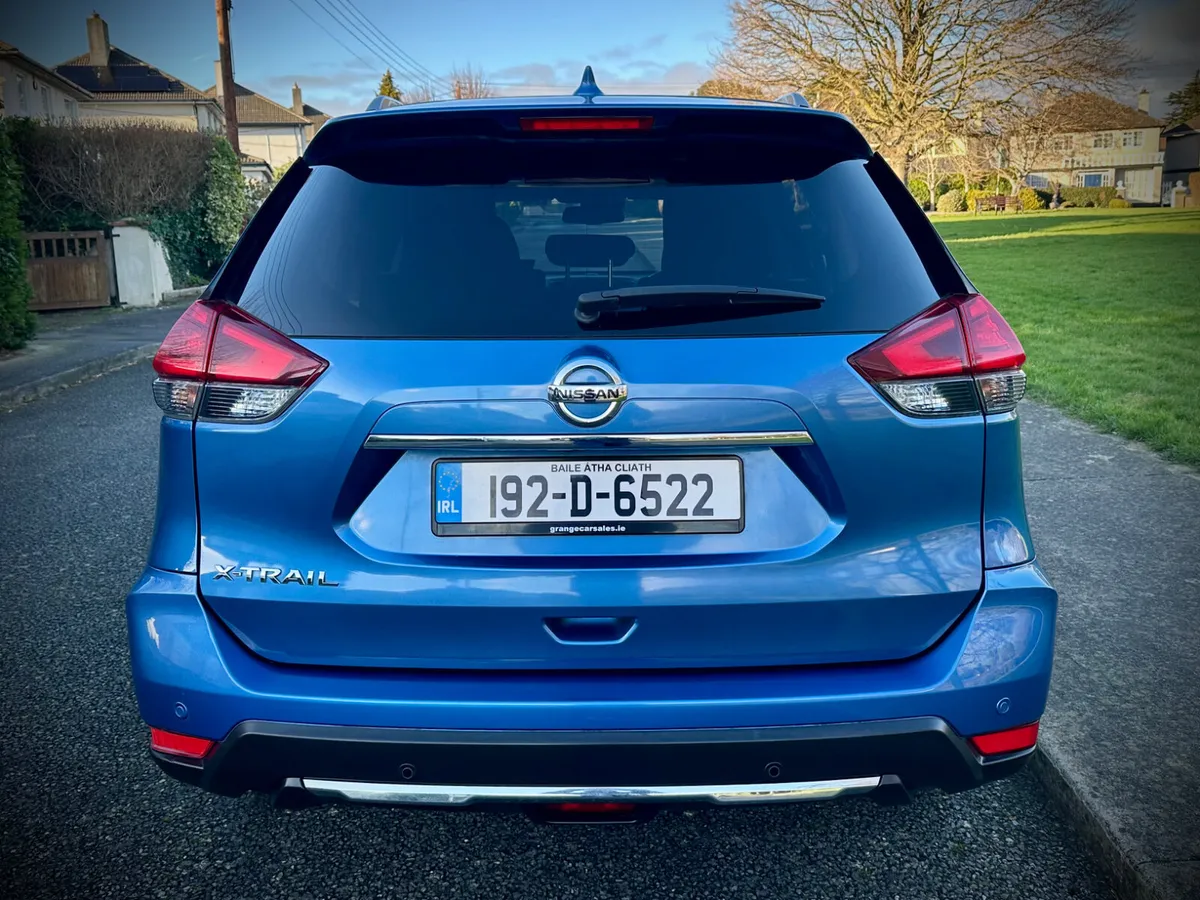 Nissan X-Trail Diesel 7 Seater | July 27 nct. - Image 4