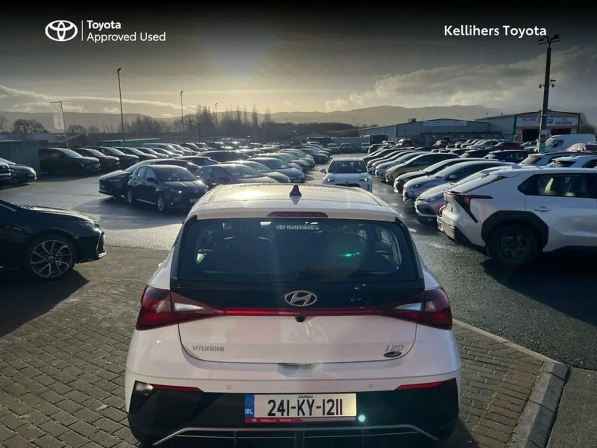 Hyundai i20 1.2 PETROL 5DR - Image 4