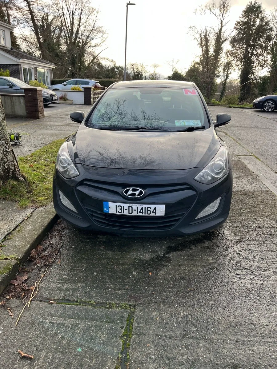 RESERVED - DEPOSIT TAKEN - Hyundai i30 2013 Deluxe - Image 2