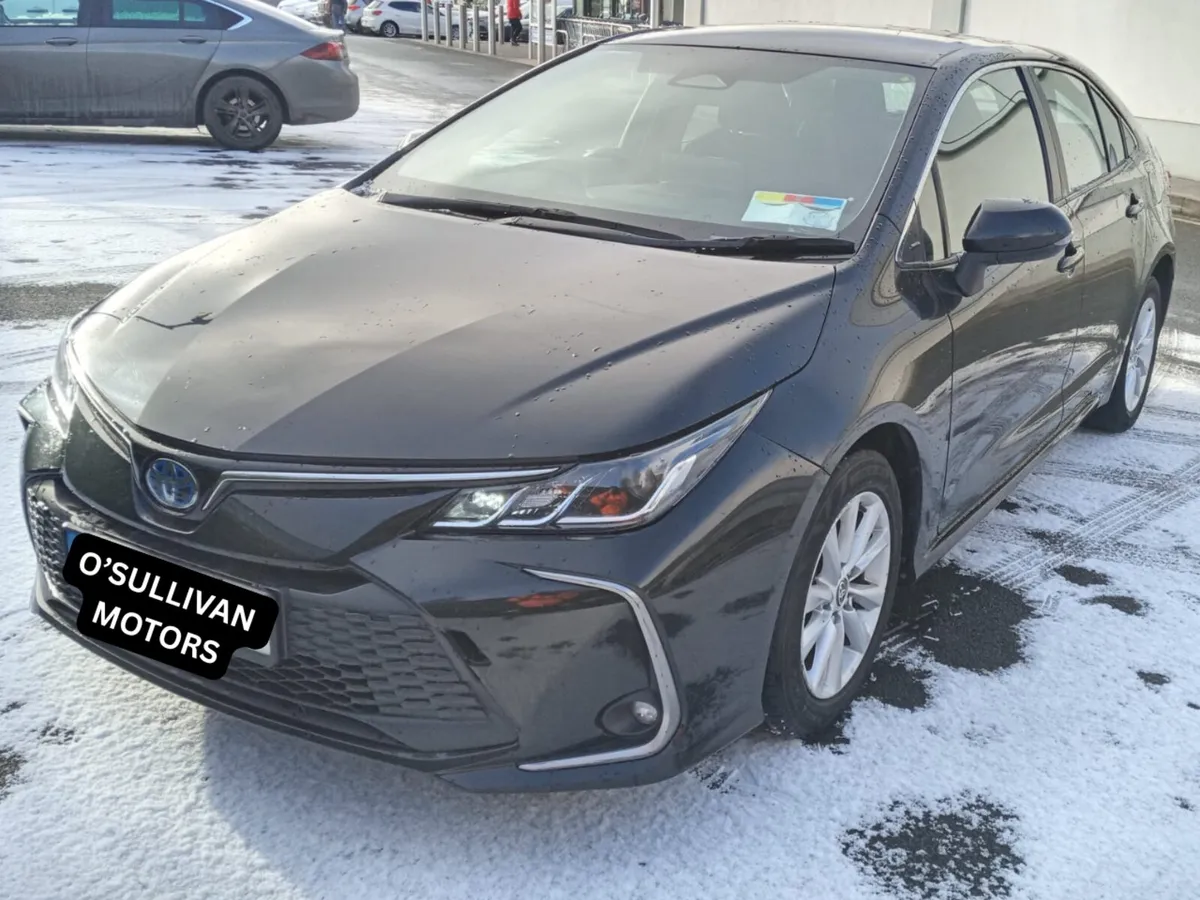 TOYOTA COROLLA/2022/IRISH CAR/1.8 PETROL HYBRID - Image 1