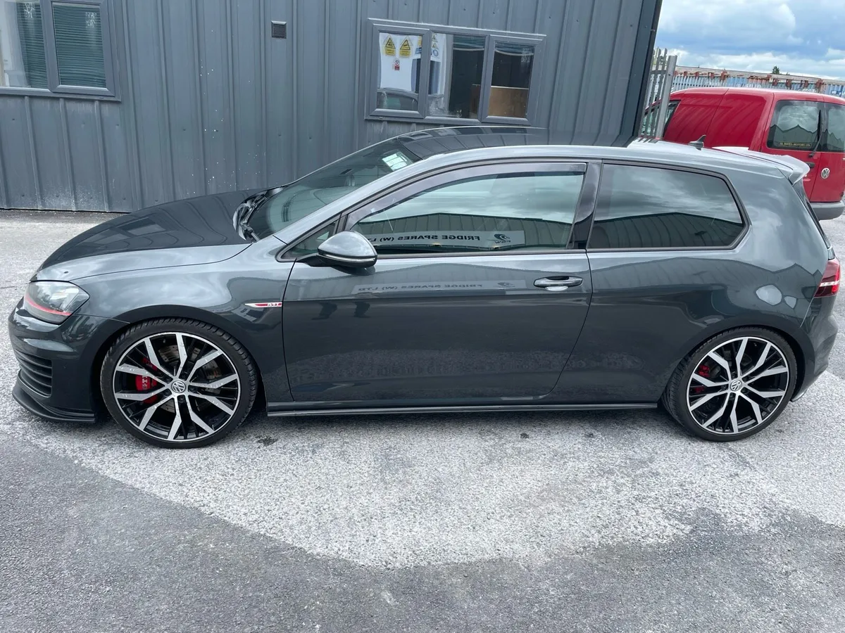 2015 VW Golf GTI Performace (230bhp) - Image 4