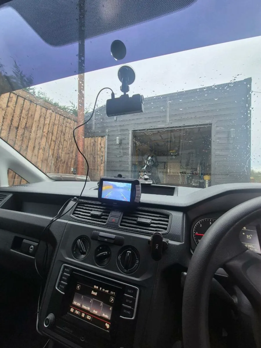 191 VW Caddy Van - Image 3