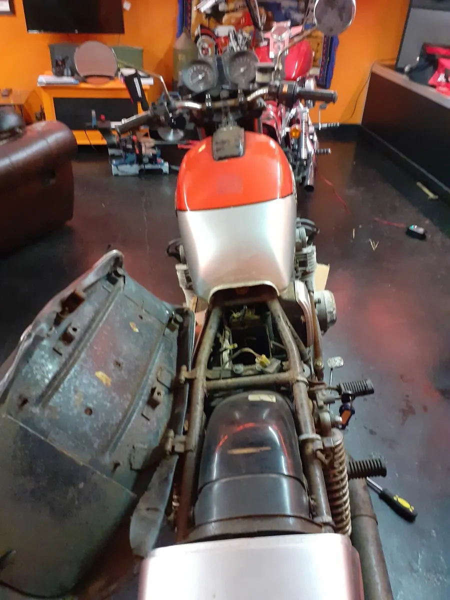 1979 Suzuki GS 750E - Image 4