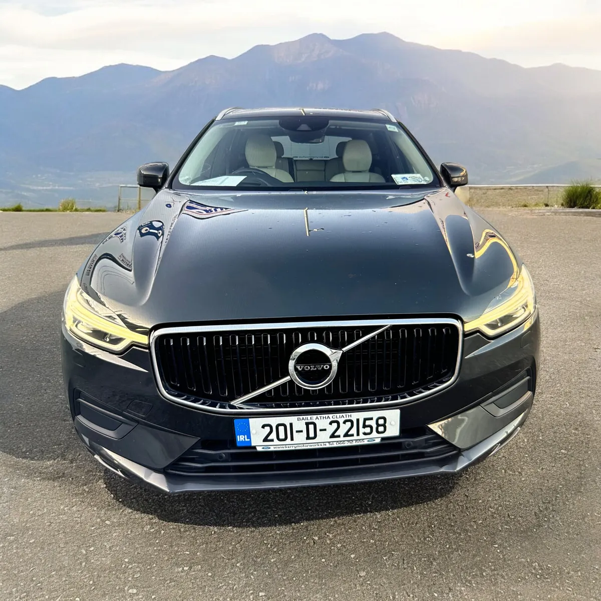 2020 Volvo XC60 B4 (197hp) 4WD Momentum Pro Auto - Image 3