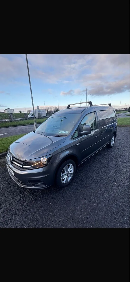 Volkswagen caddy maxi - Image 4
