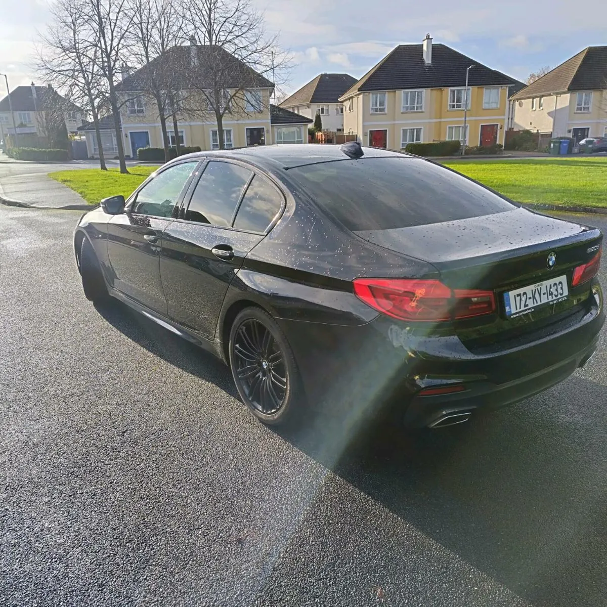 Carbon Black BMW 520D M sport G30 - Image 4