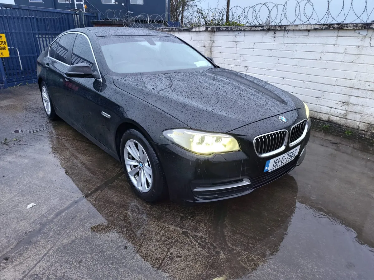 BMW 5-Series 2015 - Image 2