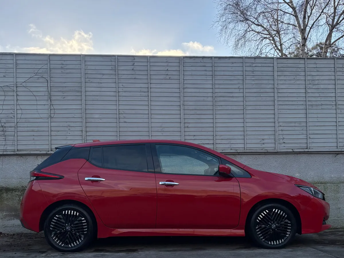 Nissan Leaf 2022 N-CONNECTA / APPLE & ANDROID AUTO - Image 2