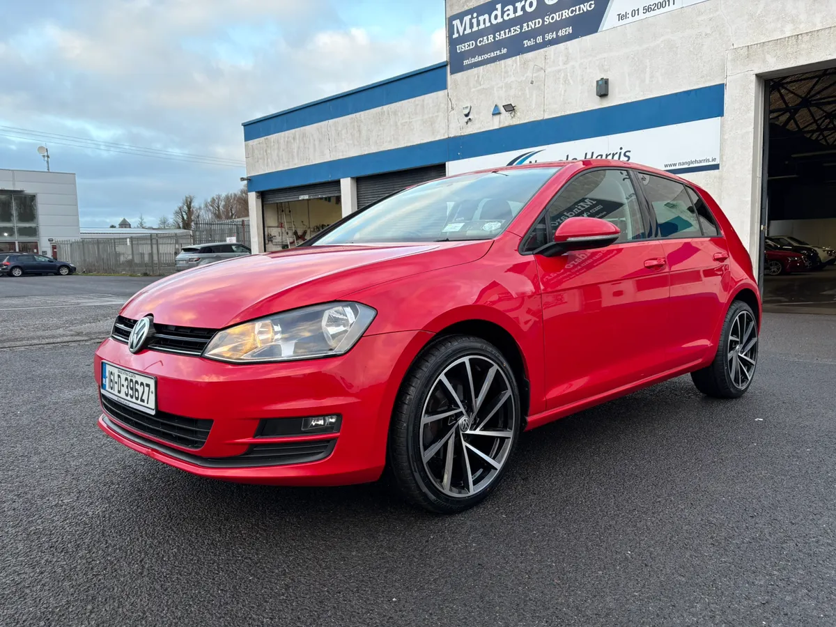 Volkswagen Golf 2016//PETROL//EXCELLENT CONDTION - Image 2
