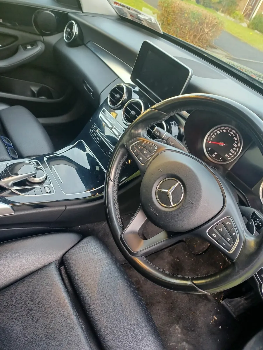 Mercedes-Benz C-Class 2016 - Image 3