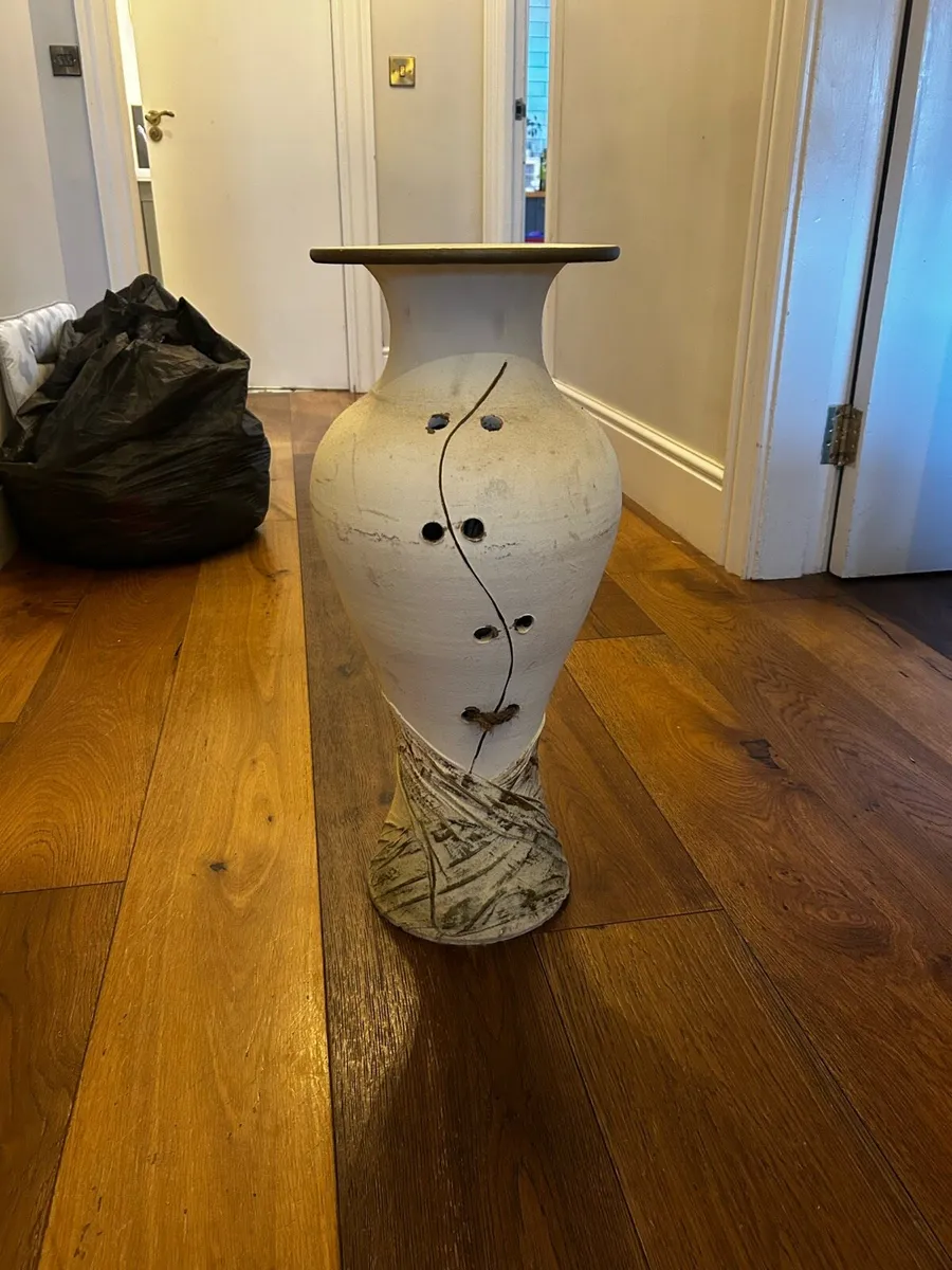 Vase - Image 1