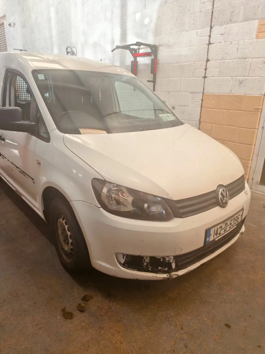 Volkswagen Caddy 1.6TDi DOE AND TAX - Image 2
