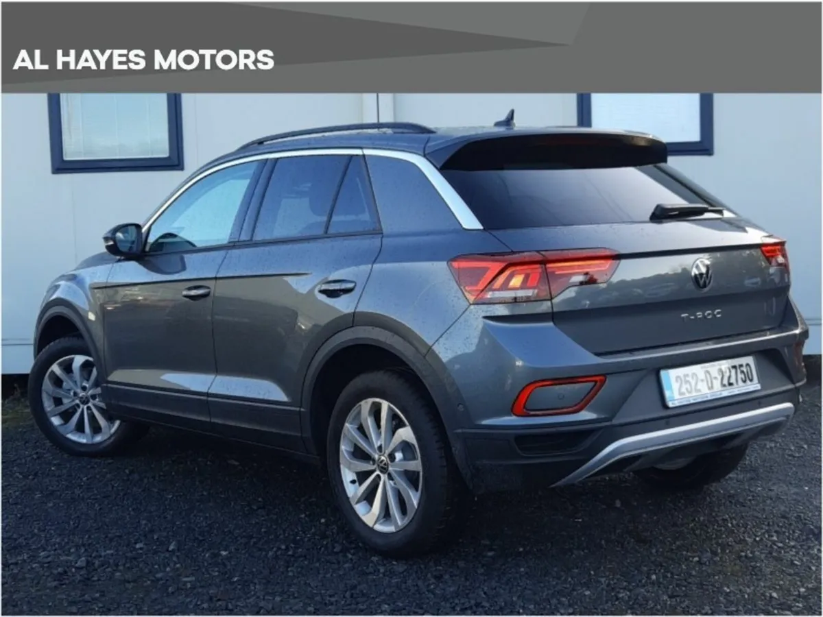 Volkswagen T-Roc **ONLY 290 KMS**EDITION 75 2.0TDI - Image 3