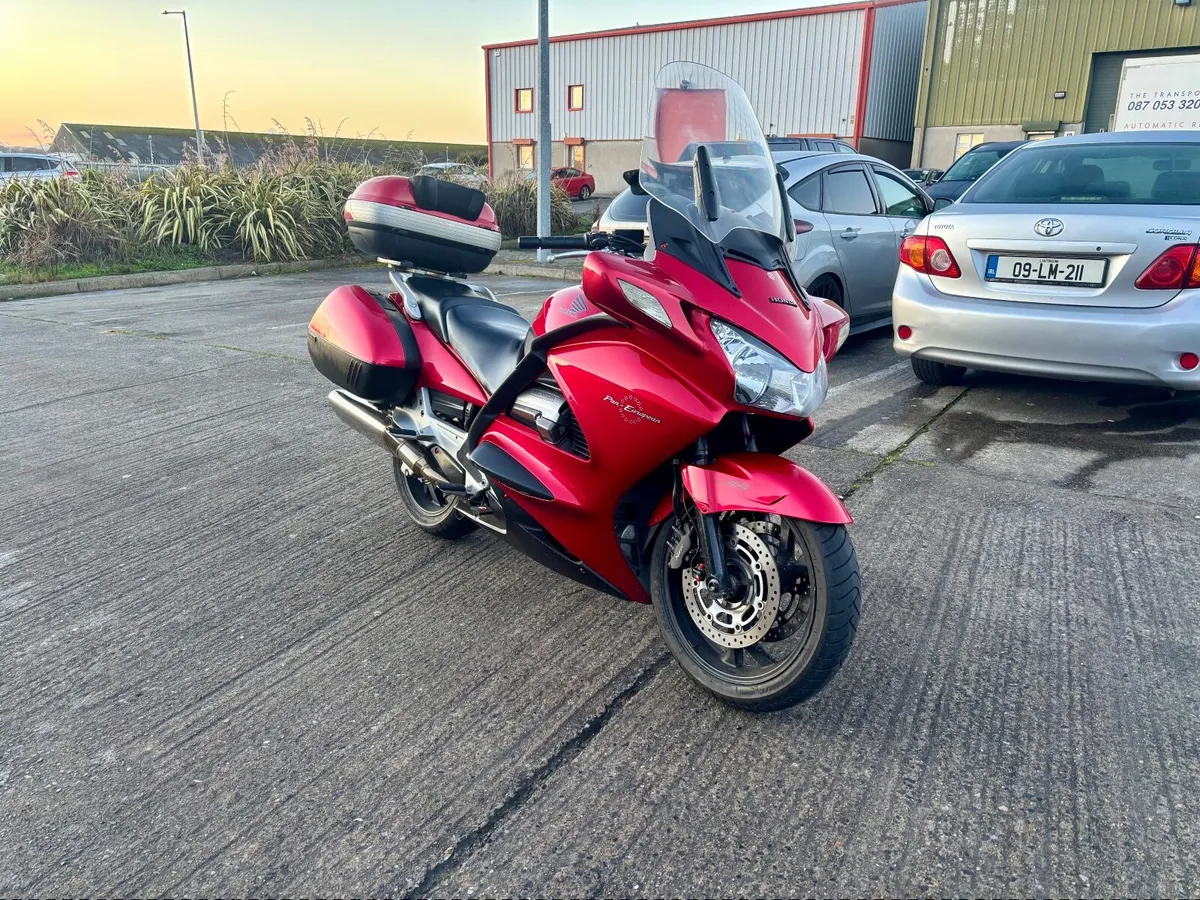 Motorbike Honda ST 1300 3800 euro - Image 1