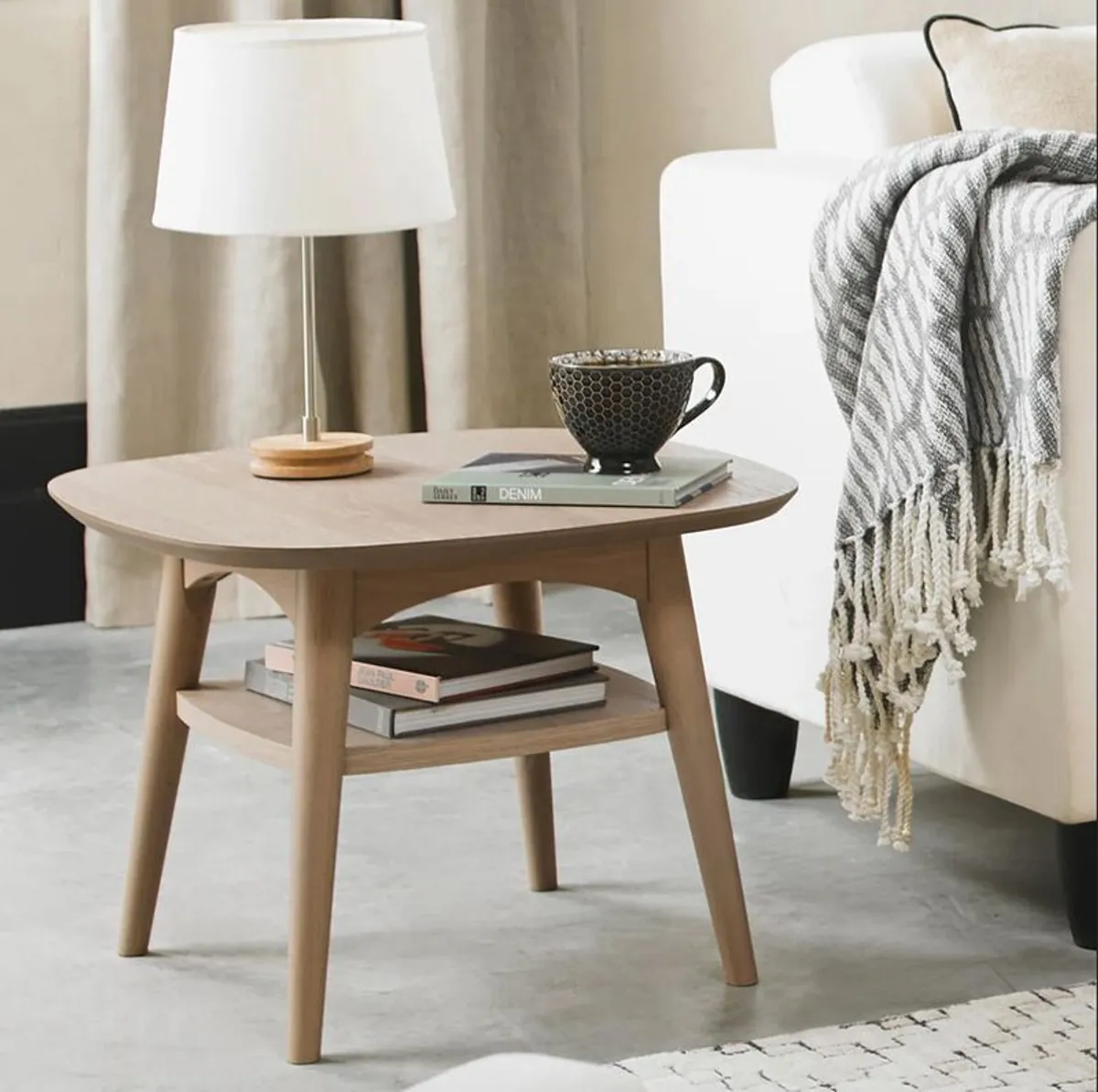 Solid Oak Side Table - Image 1