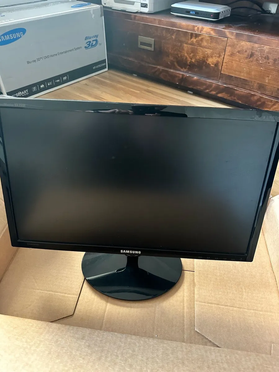 Samsung computer monitor - Image 3