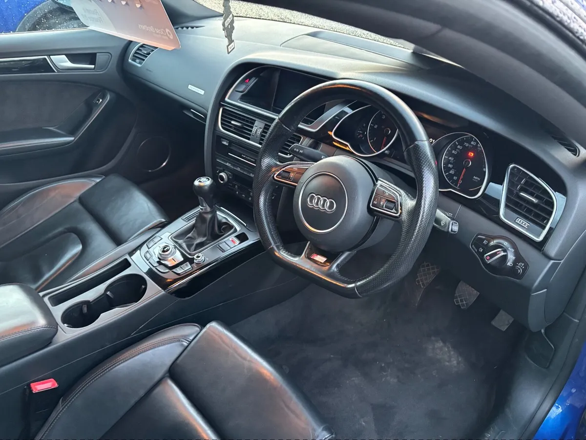 Audi A5 2016 Black Edition + Quattro - Image 3