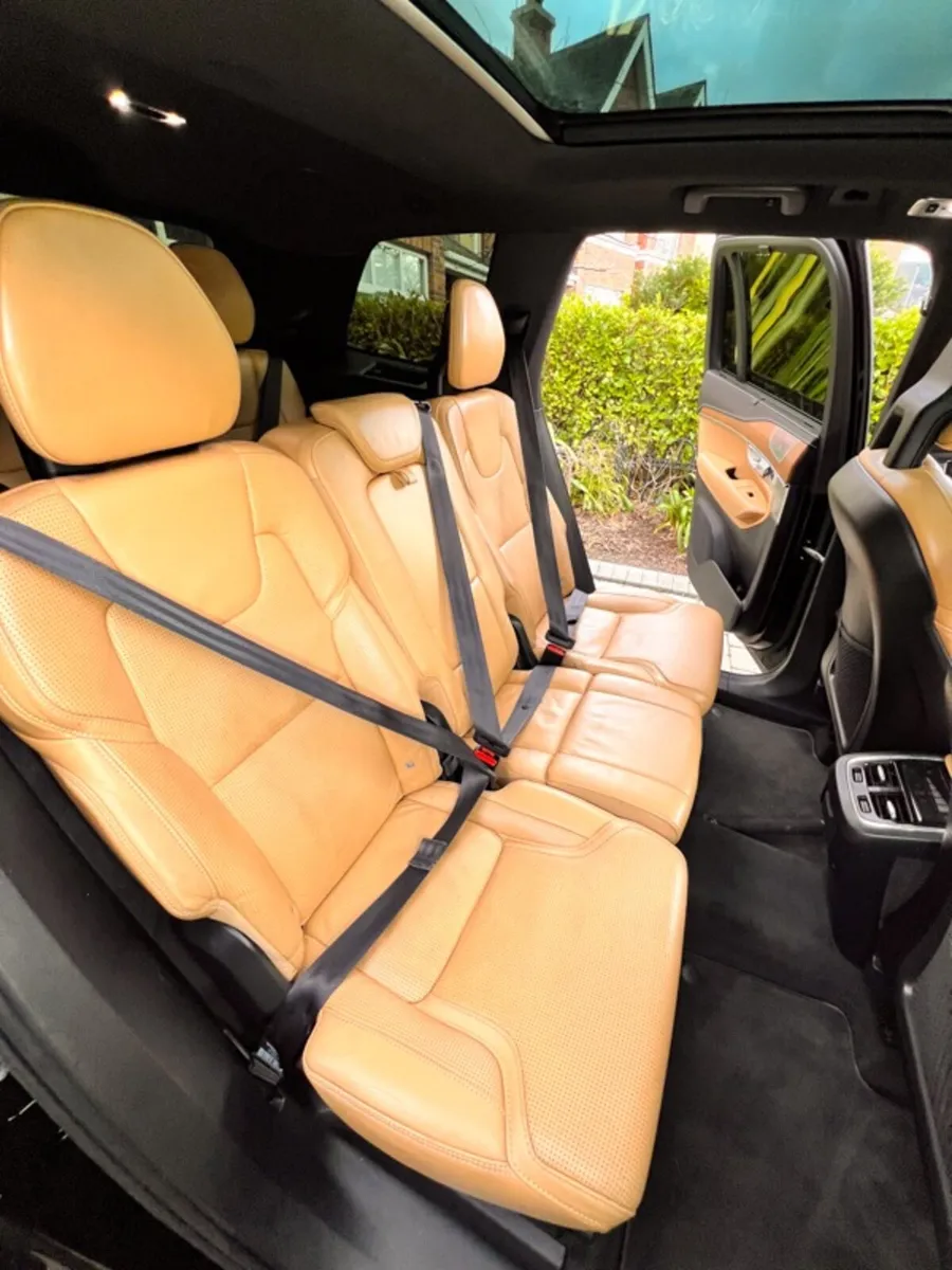 Volvo XC90 2015 First Edition - Image 3