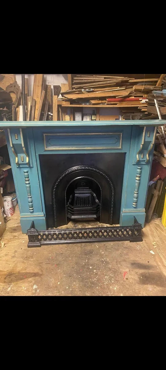 Old fire place  coplete - Image 2