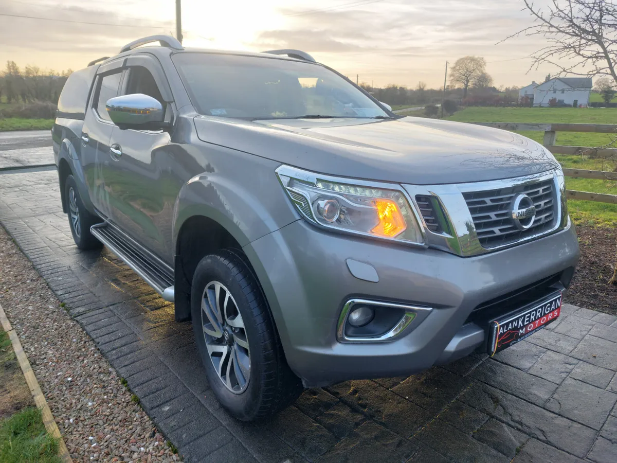 NISSAN NAVARA 2018' 2.3 LE CREWCAB - Image 1