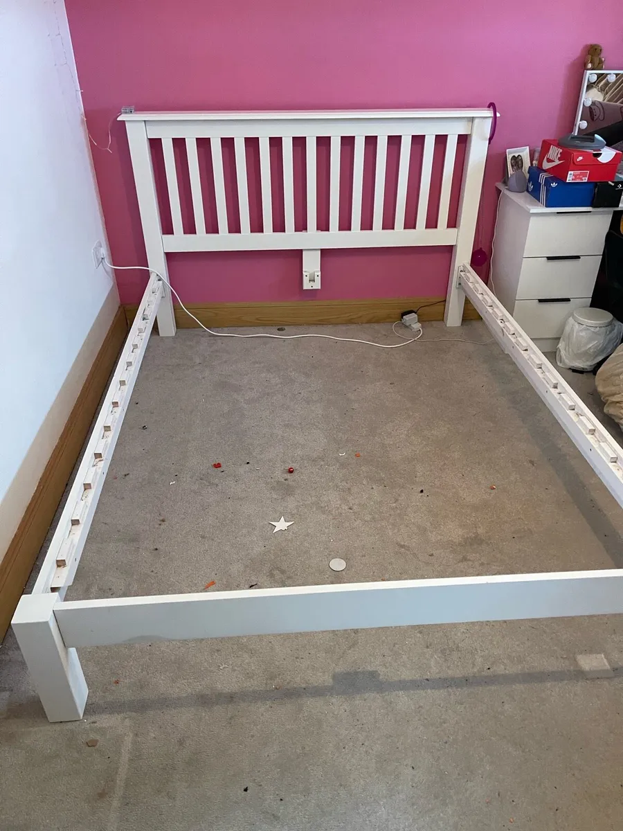 Stunning Sturdy 5 Ft White Wooden King Size Bed - Image 2