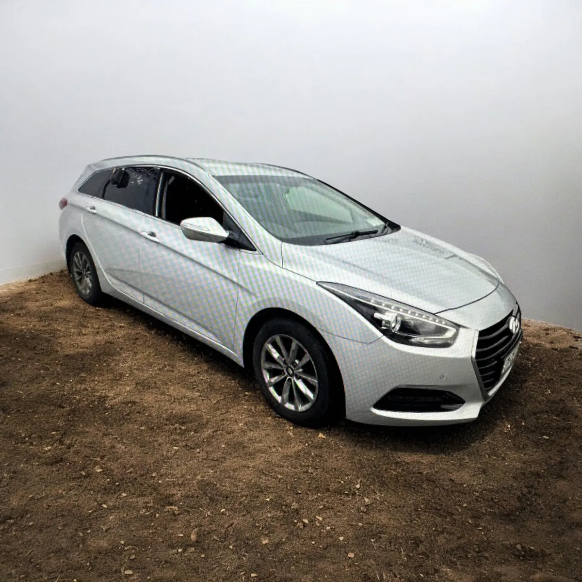 2017 Hyundai i40 Comfort 1.7 Diesel Estate - Image 3
