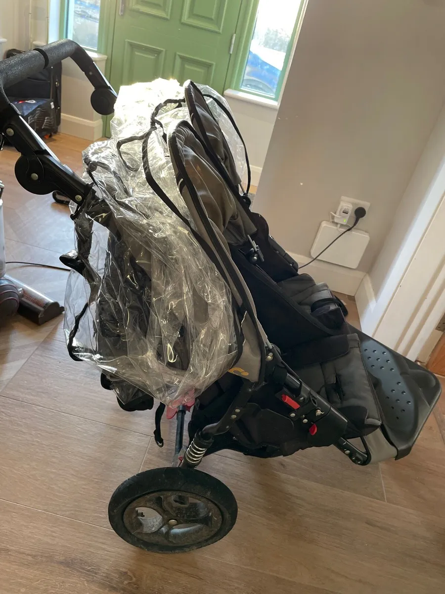 Double out n about Buggy - Image 3