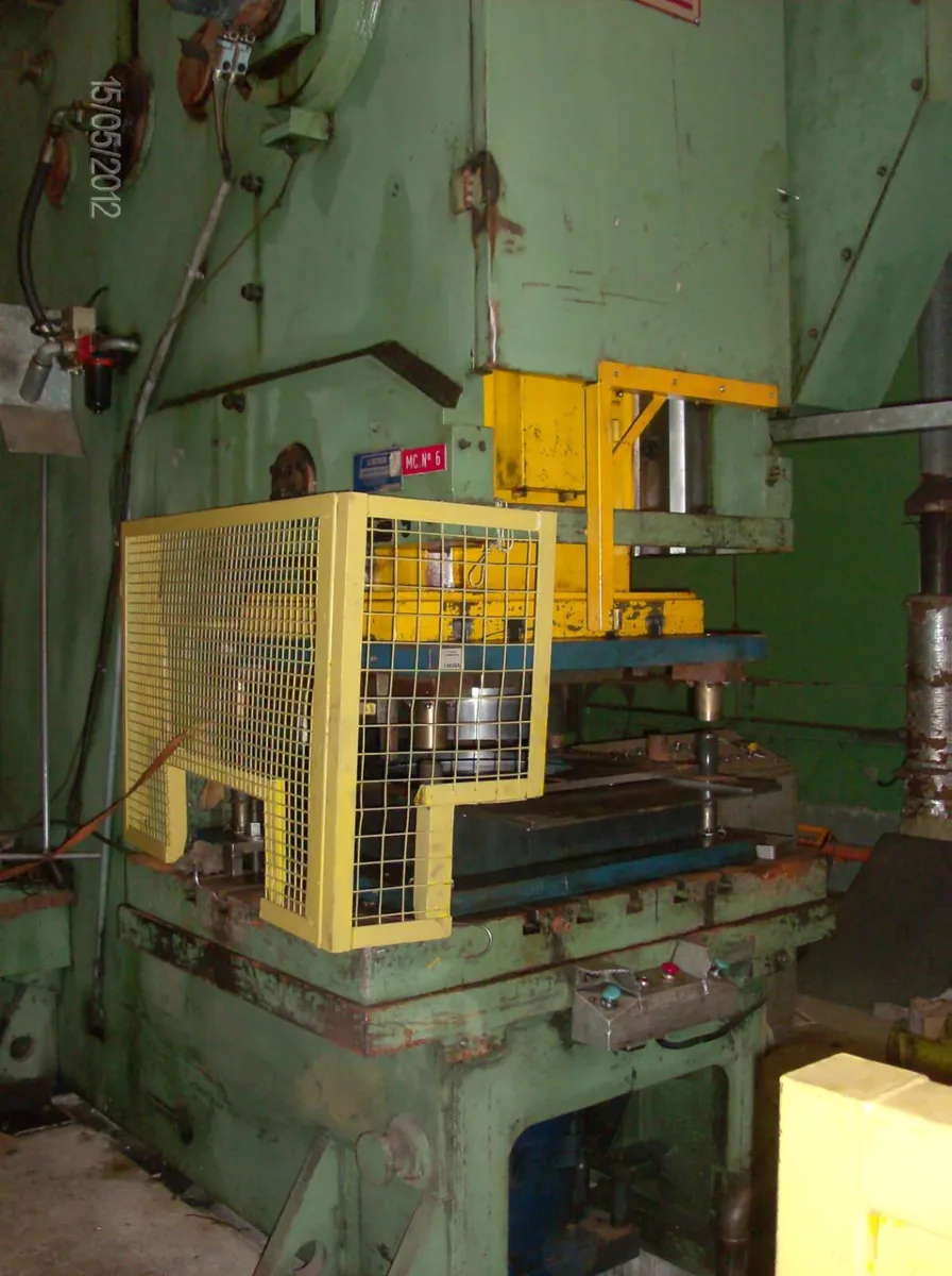 Goiti 250 Tonne Press with air cushioning system