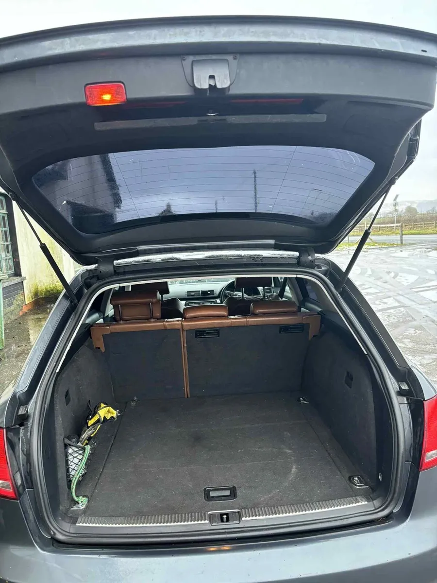 Audi A4 avant 1.8 turbo - Image 2