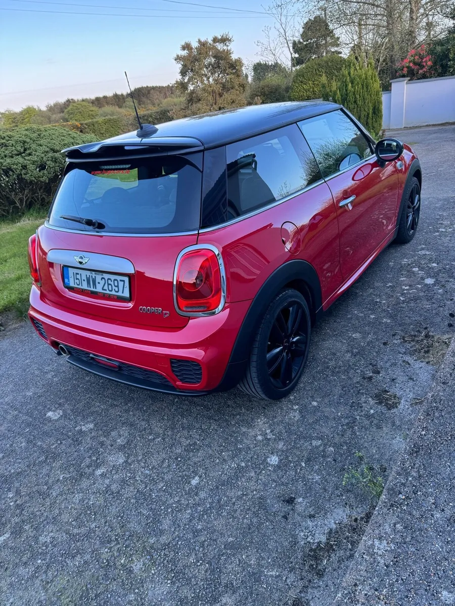 Mini Cooper 1.5 Diesel - Image 2