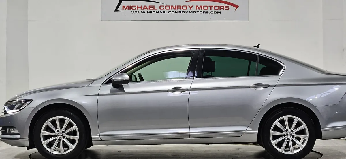 Volkswagen Passat SE Business 2018 - Image 3