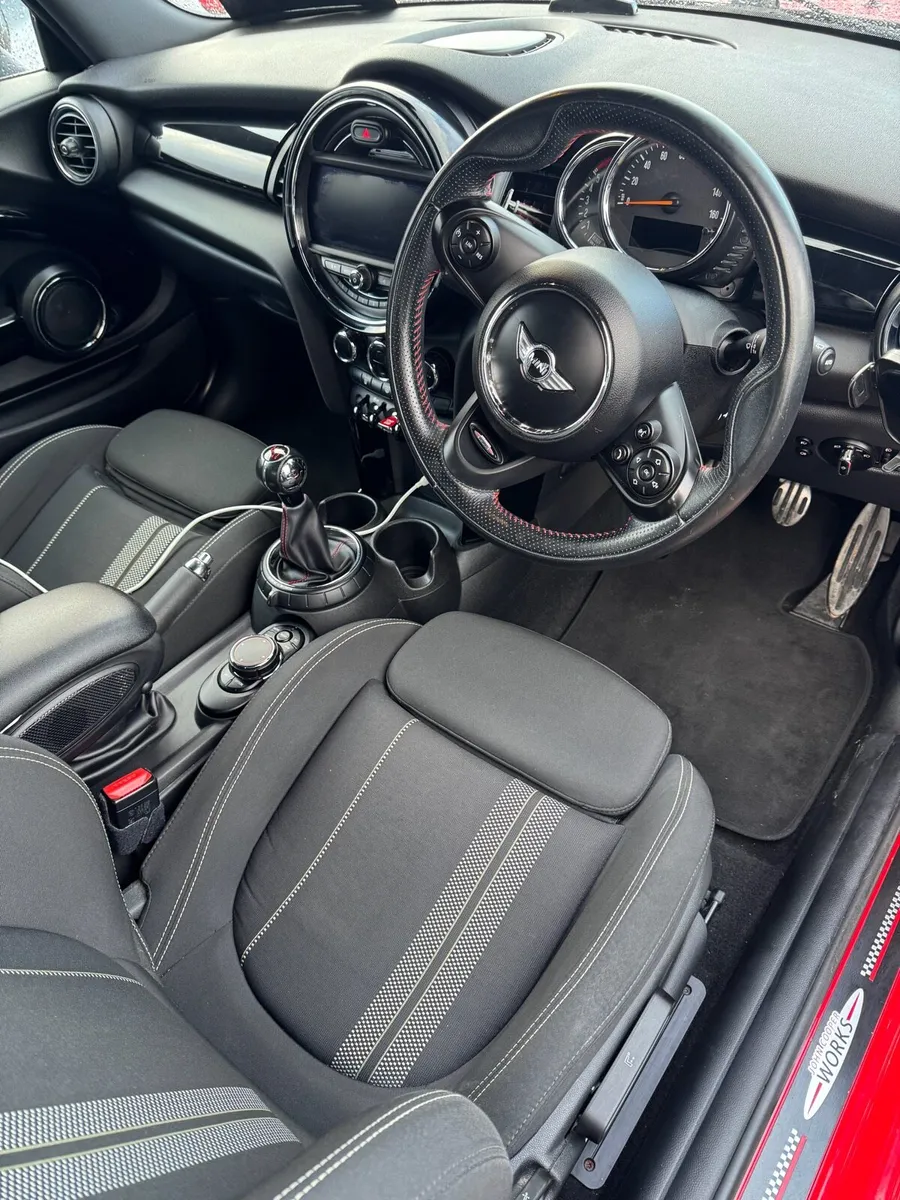 Mini Cooper 1.5 Diesel - Image 3