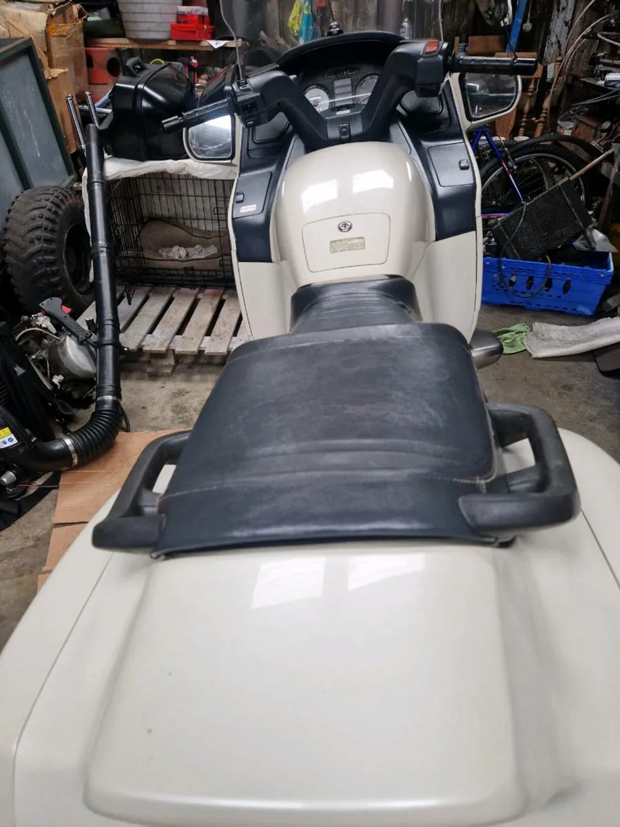 Honda Pacific Coast 800 - Image 3