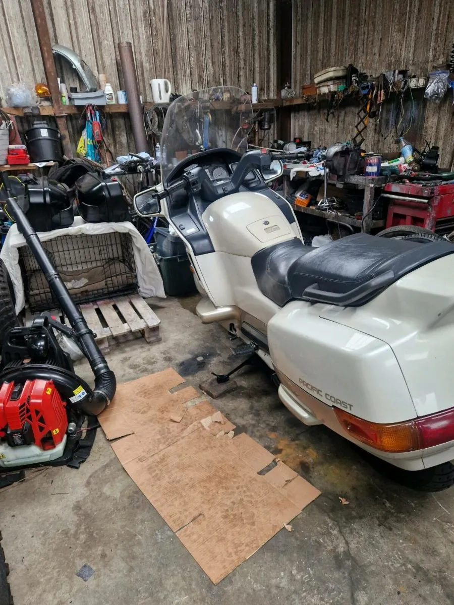 Honda Pacific Coast 800 - Image 4