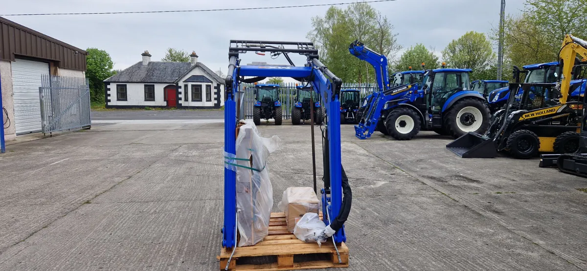 New Holland MX Loader - Image 2