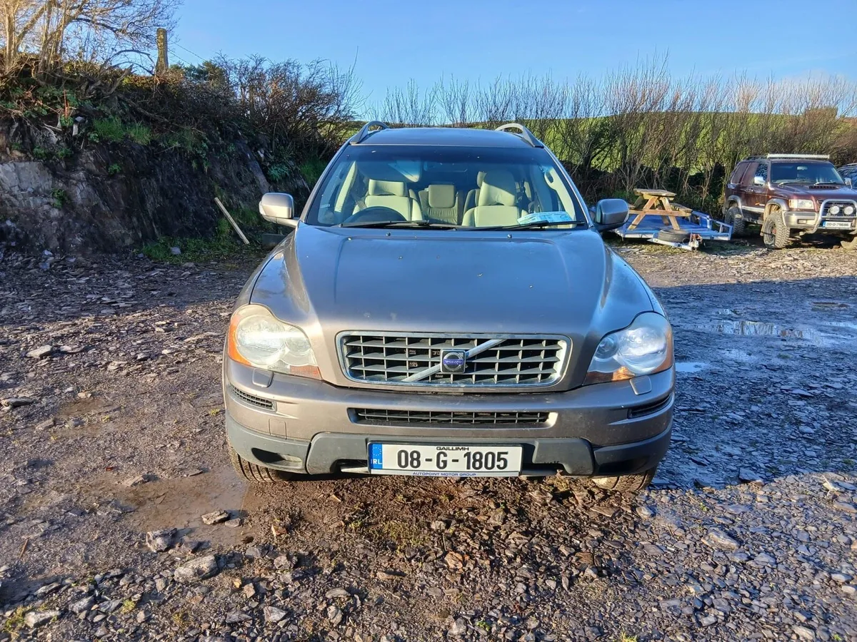 Volvo XC90 - Image 2