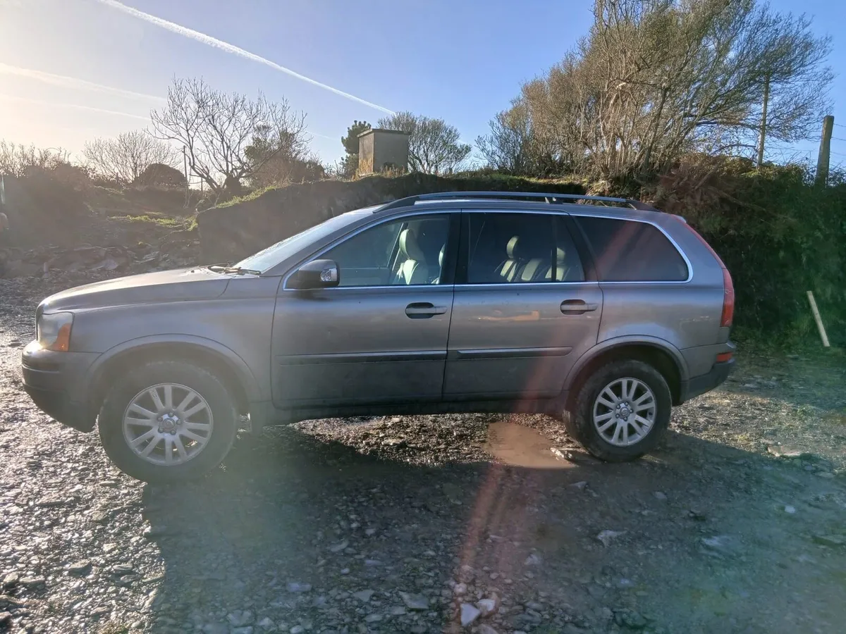 Volvo XC90 - Image 4