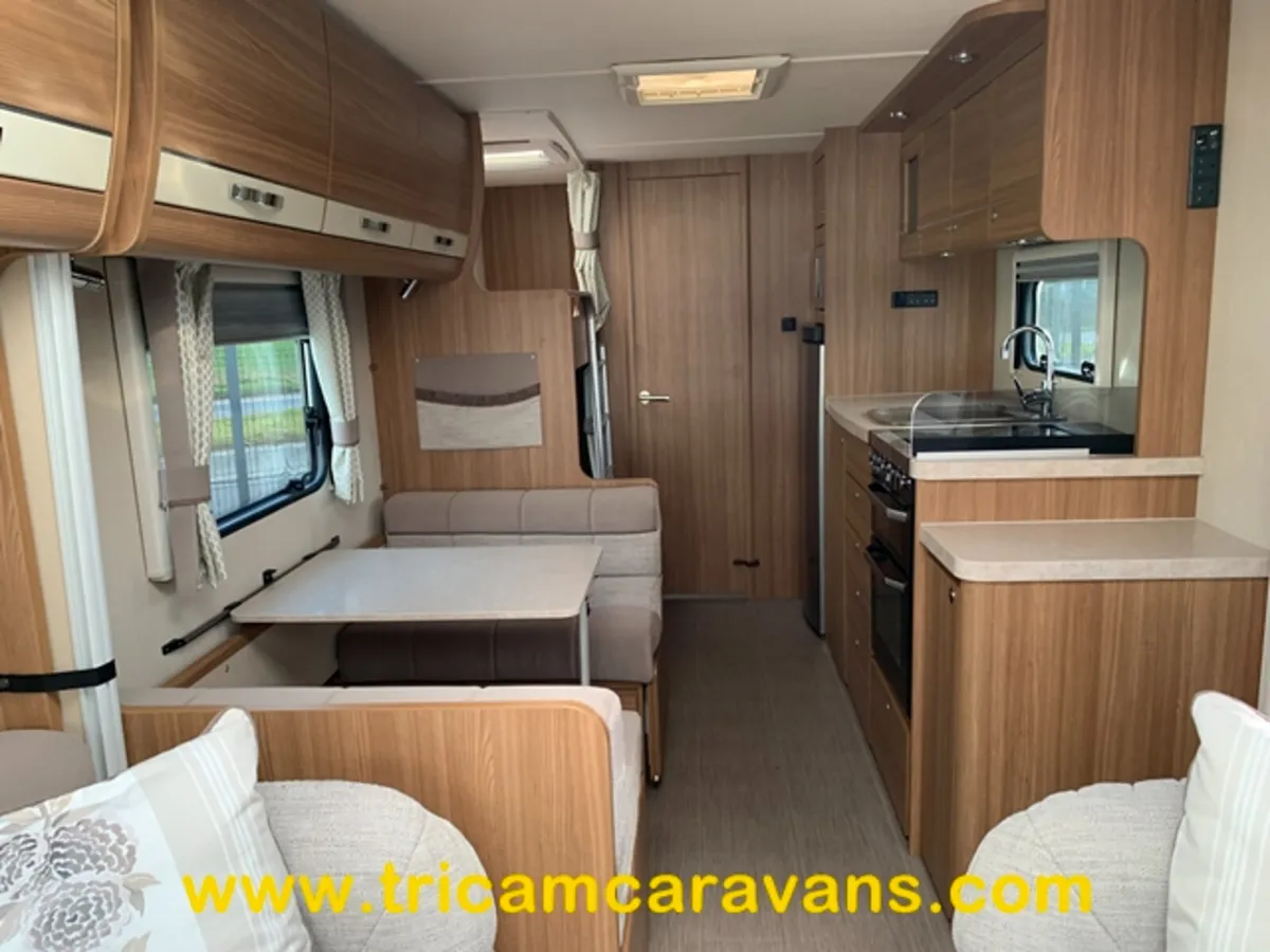 2016 Compass Rallye 636/6 Twin Axle, Fixed Bunks - Image 4