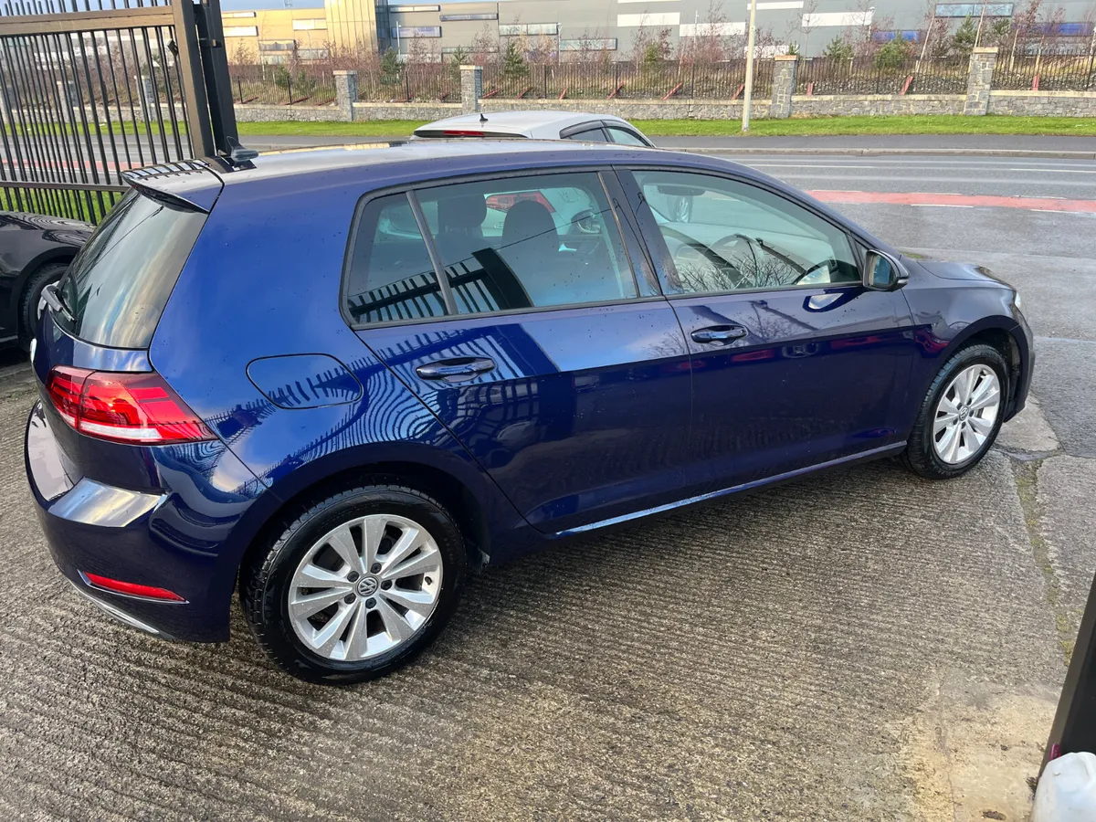 VOLKSWAGEN GOLF 2018, 1.2 5DR AUTO LOW KMS - Image 4