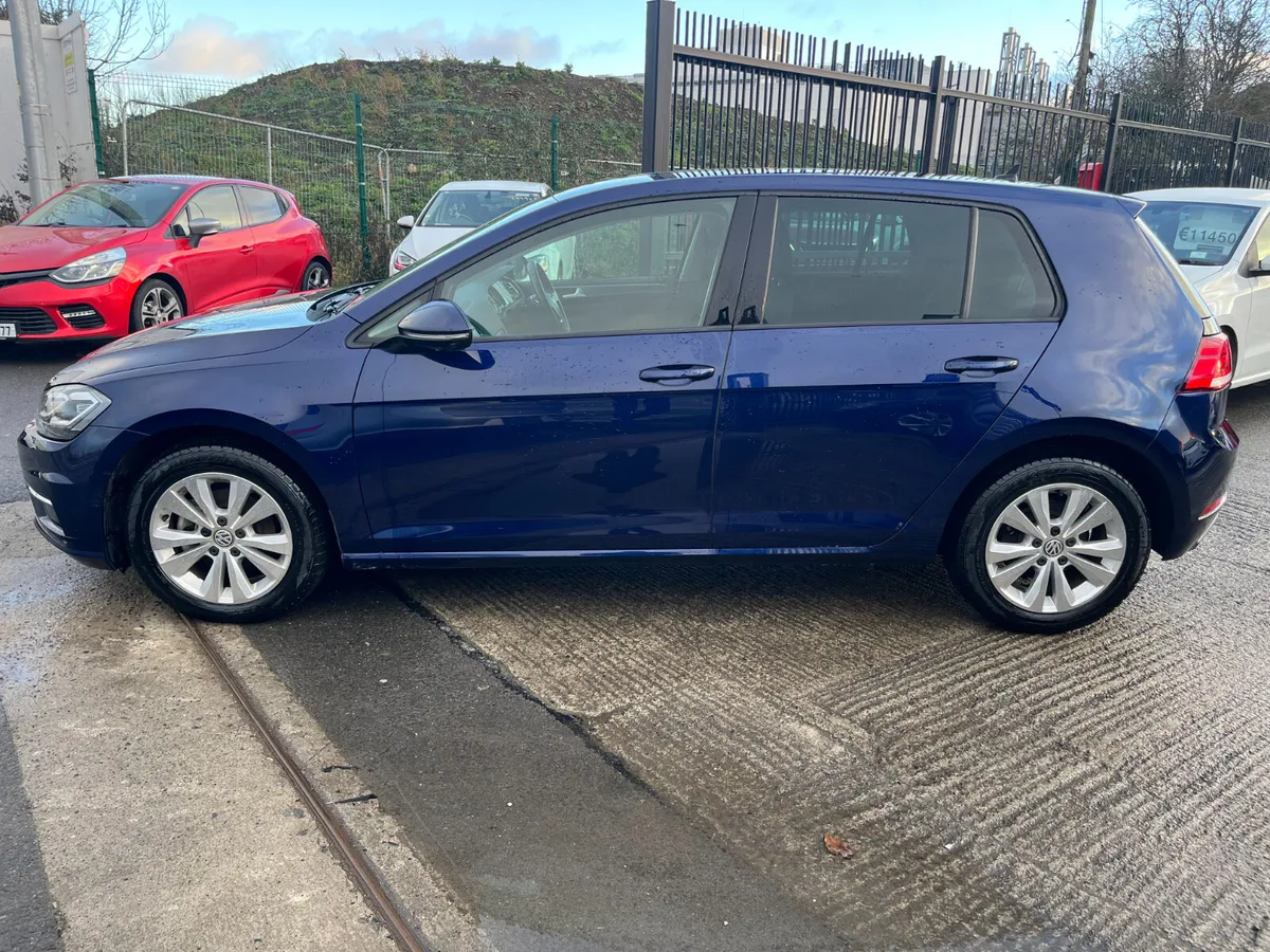 VOLKSWAGEN GOLF 2018, 1.2 5DR AUTO LOW KMS - Image 2