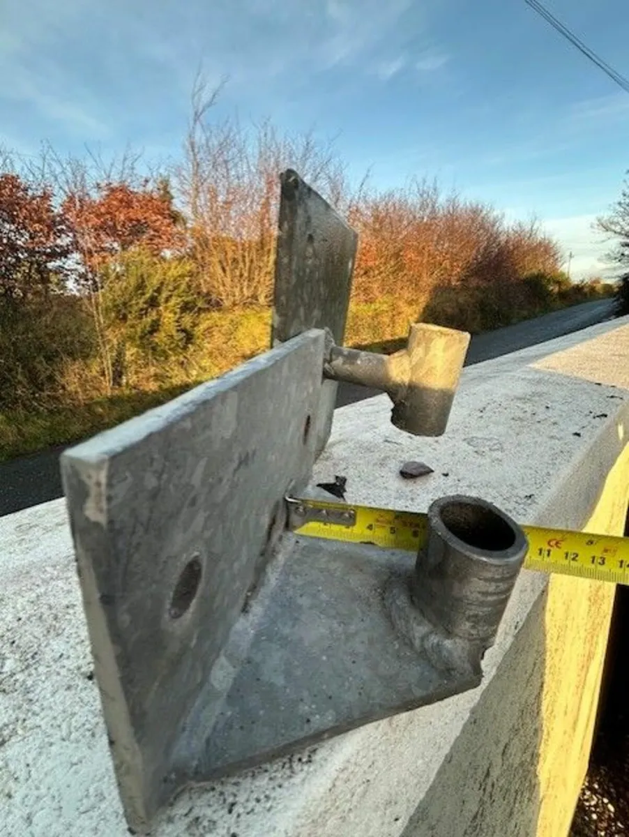 Timber & Galvanised Frame Gates - Image 3