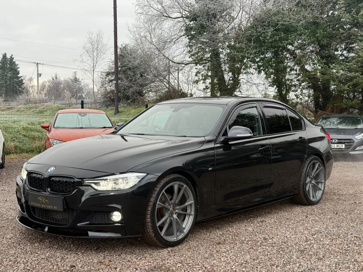 BMW 3-Series 2017 - Image 3