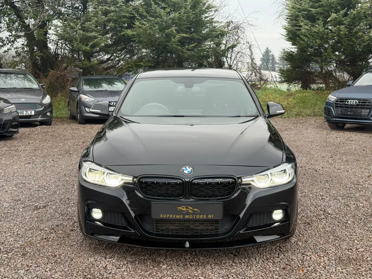BMW 3-Series 2017 - Image 2