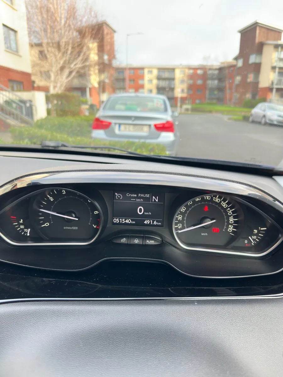 Puegeot 208 1.2L Automatic 2014 - Image 3