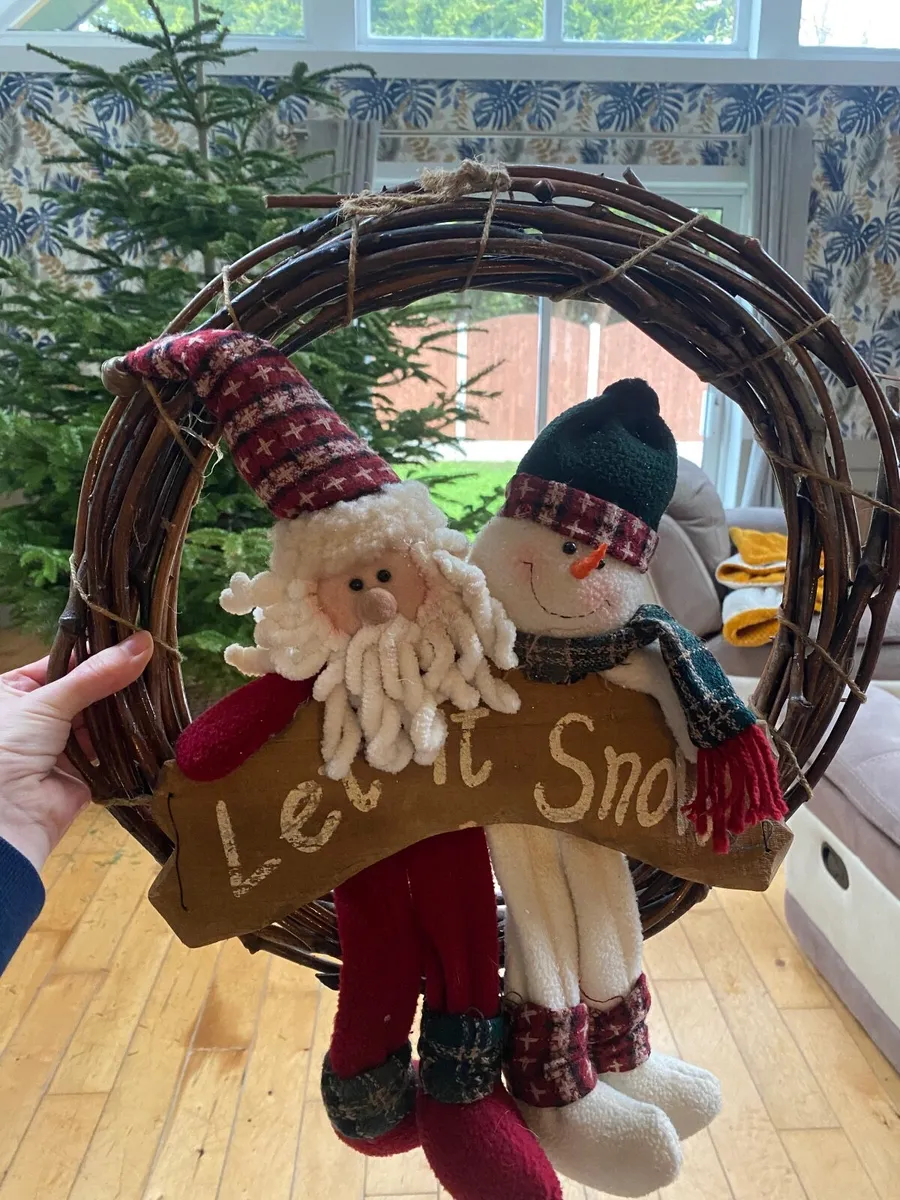 Christmas Decorations - Image 1