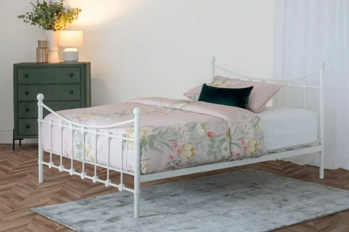 New Double 4FT6 Bed - Image 2