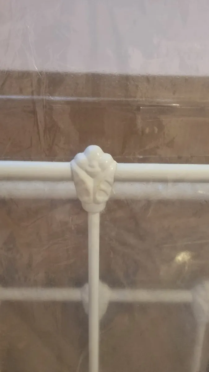 New Double 4FT6 Bed - Image 4